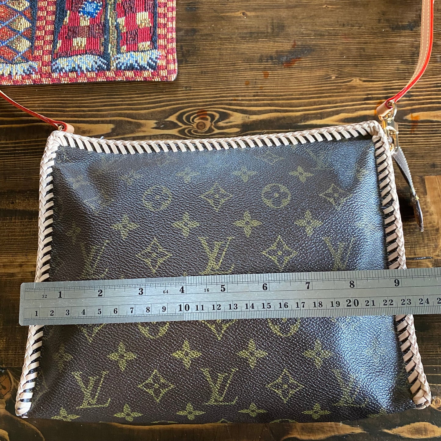 The Swan -Orvis bags Monogram in Vachetta Crossbody