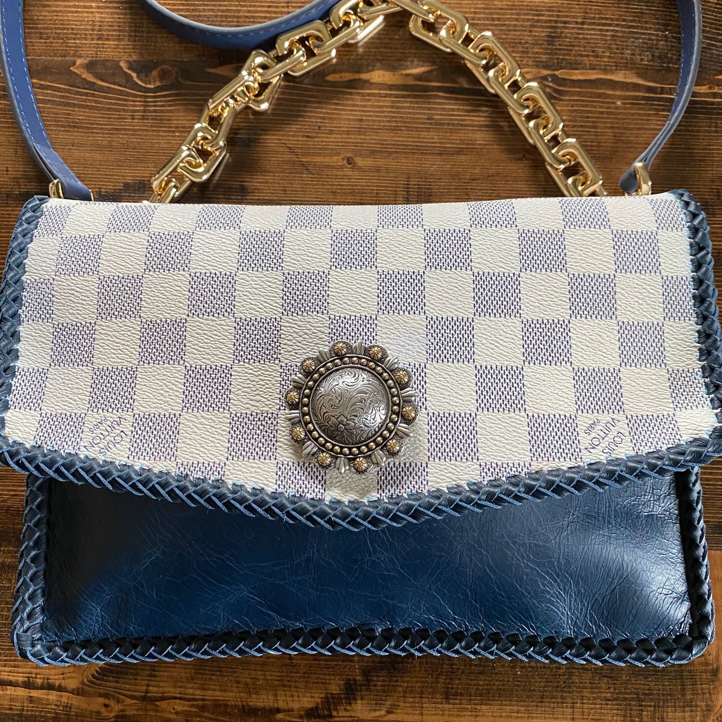 The Robin - Damier and BlueOrvis bags Crossbody Bag with Shorty Chain
