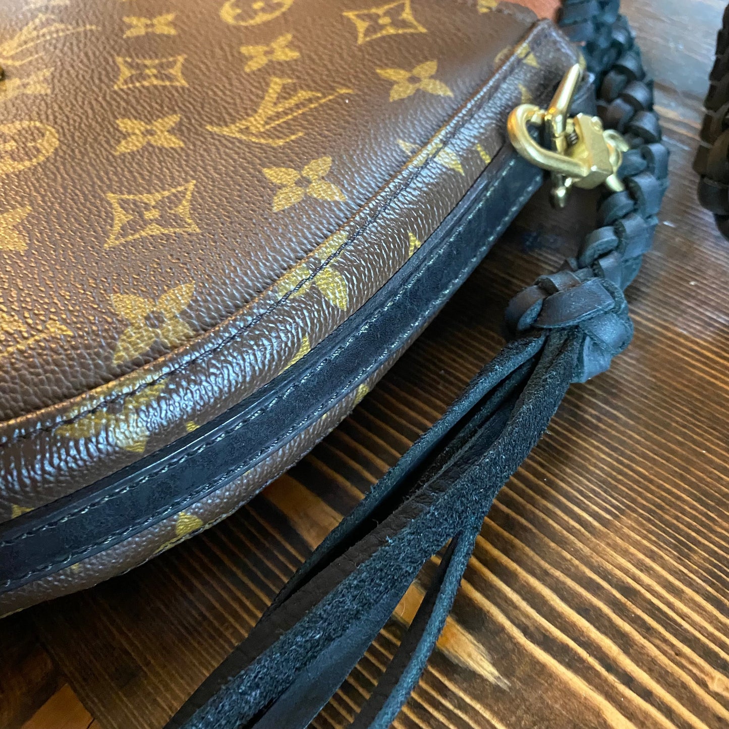 The Dove -Orvis bags Monogram Black Crossbody