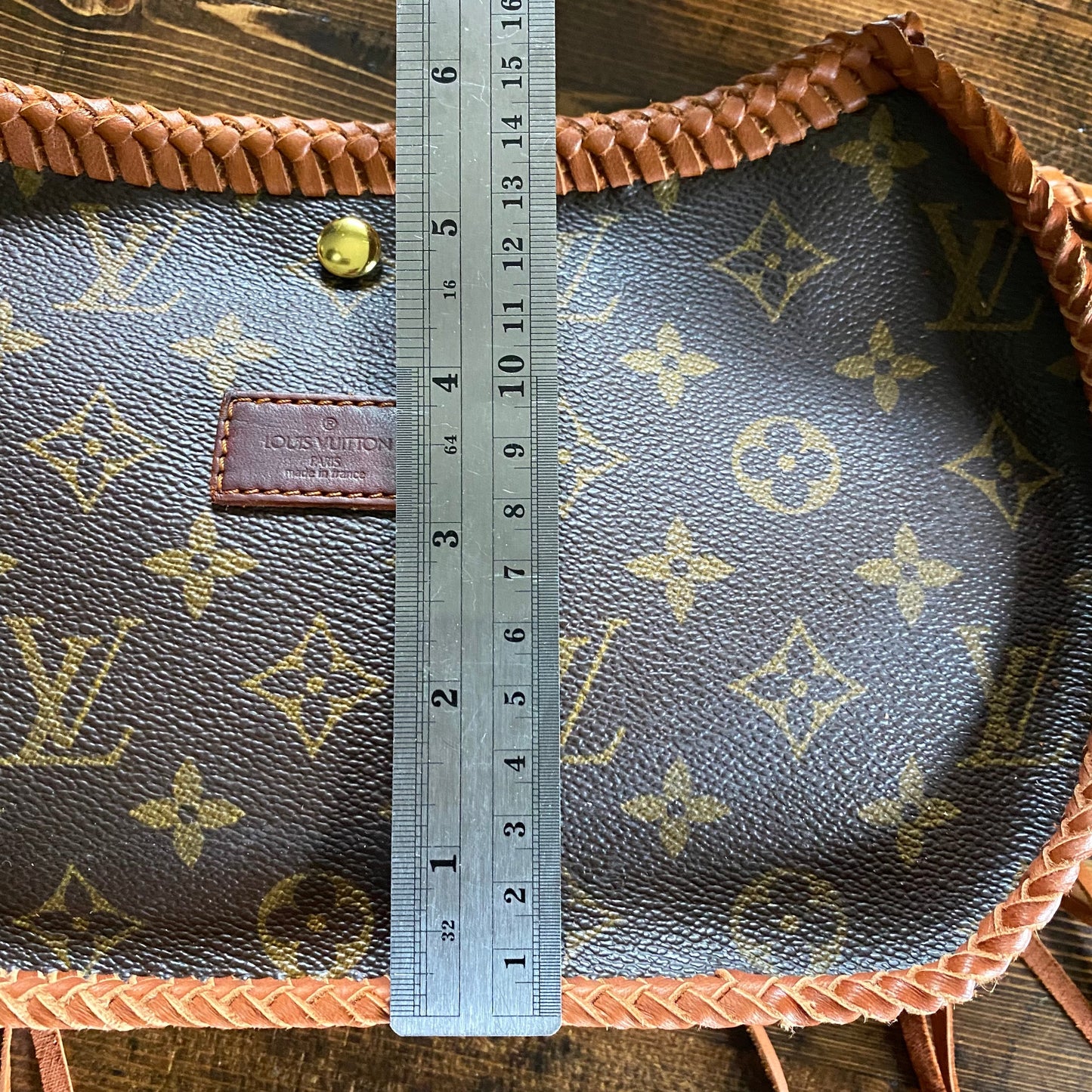 The Grosbeak -Orvis bags Monogram Crossbody in Tan