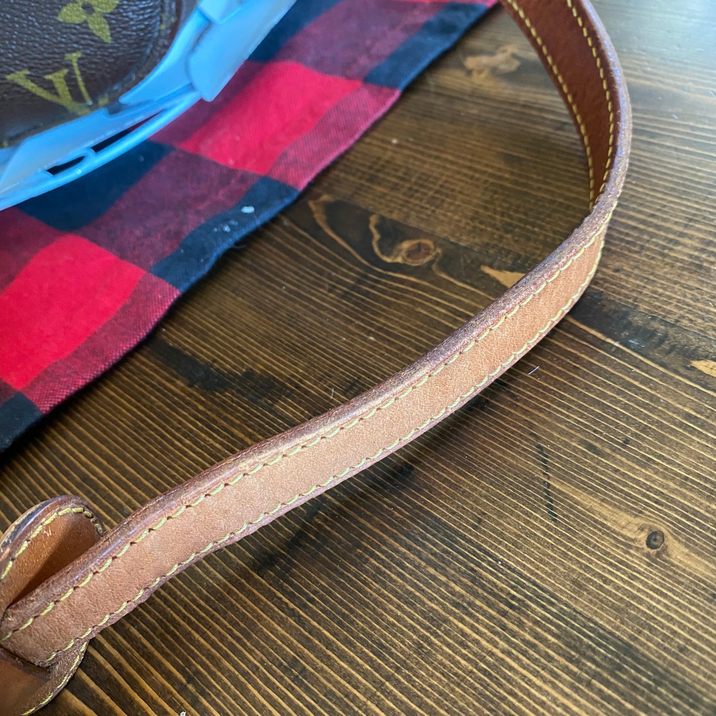 The Swift -Orvis bags Monogram in Tan Crossbody