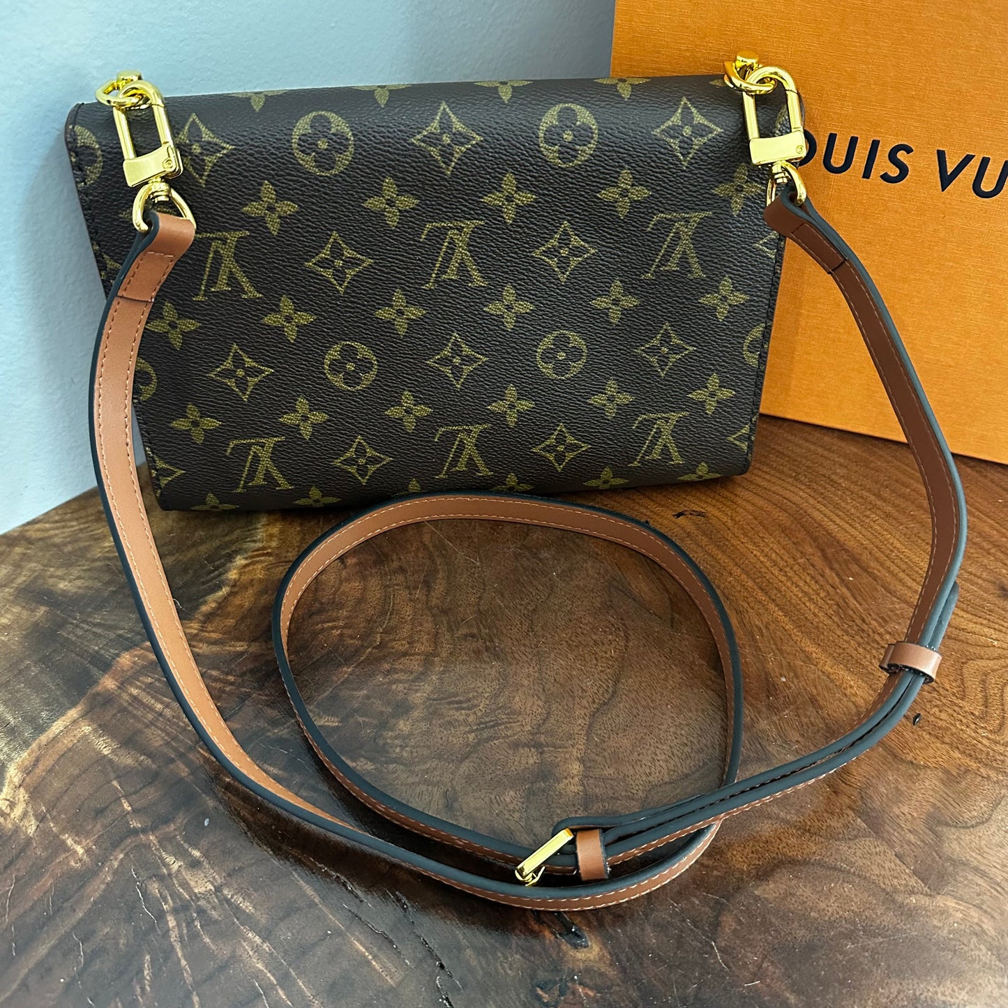 The Junco Crossbody -Orvis bags Monogram in Whiskey