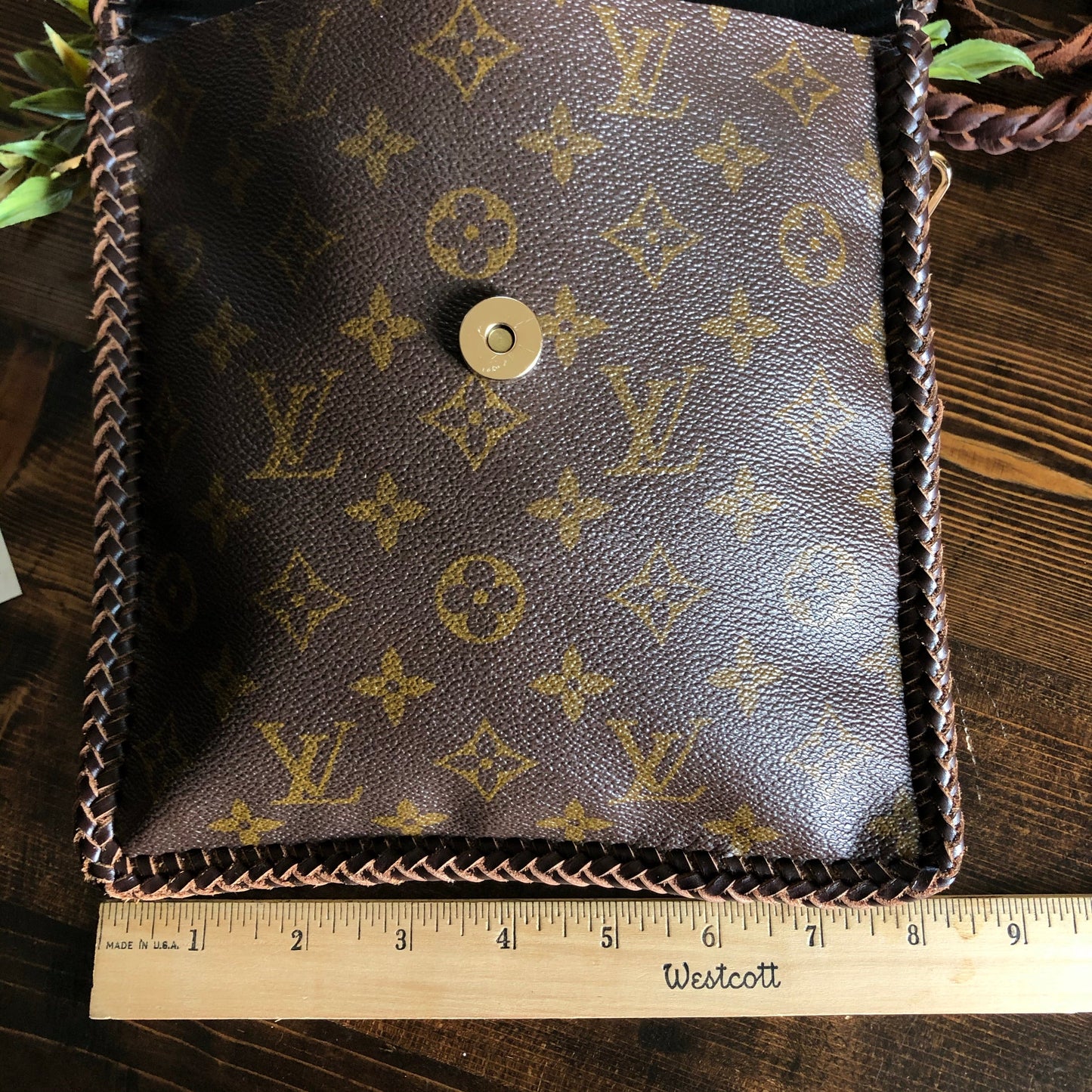 The Flicker - Tan/Chocolate Hair-on-HideOrvis bags Crossbody Bag