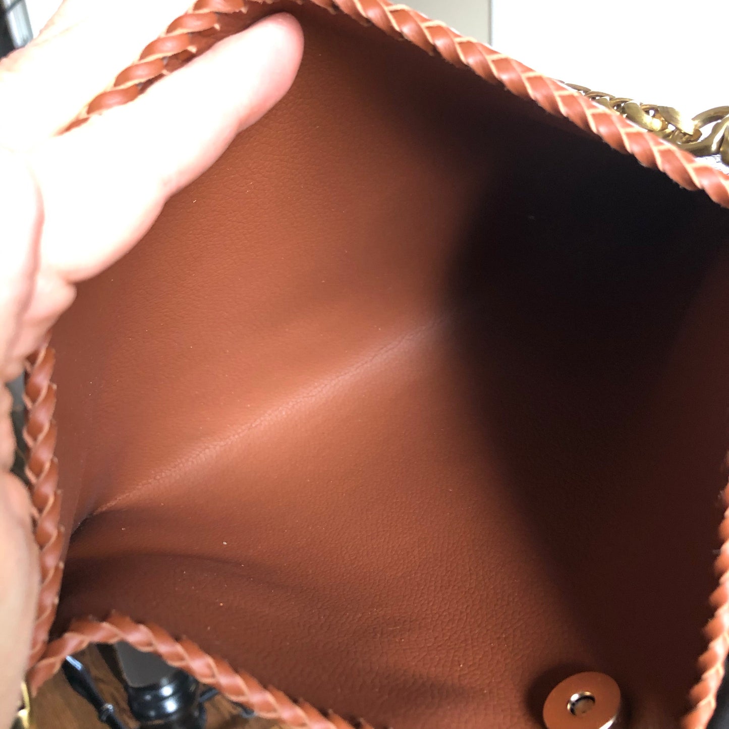 The XL Nuthatch -Orvis bags Monogram in Caramel Crossbody