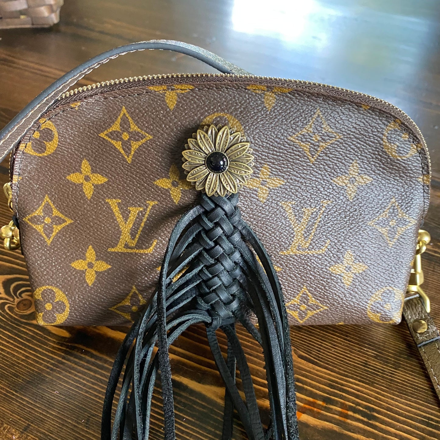 The Junco -Orvis bags Monogram in Black Crossbody Bag