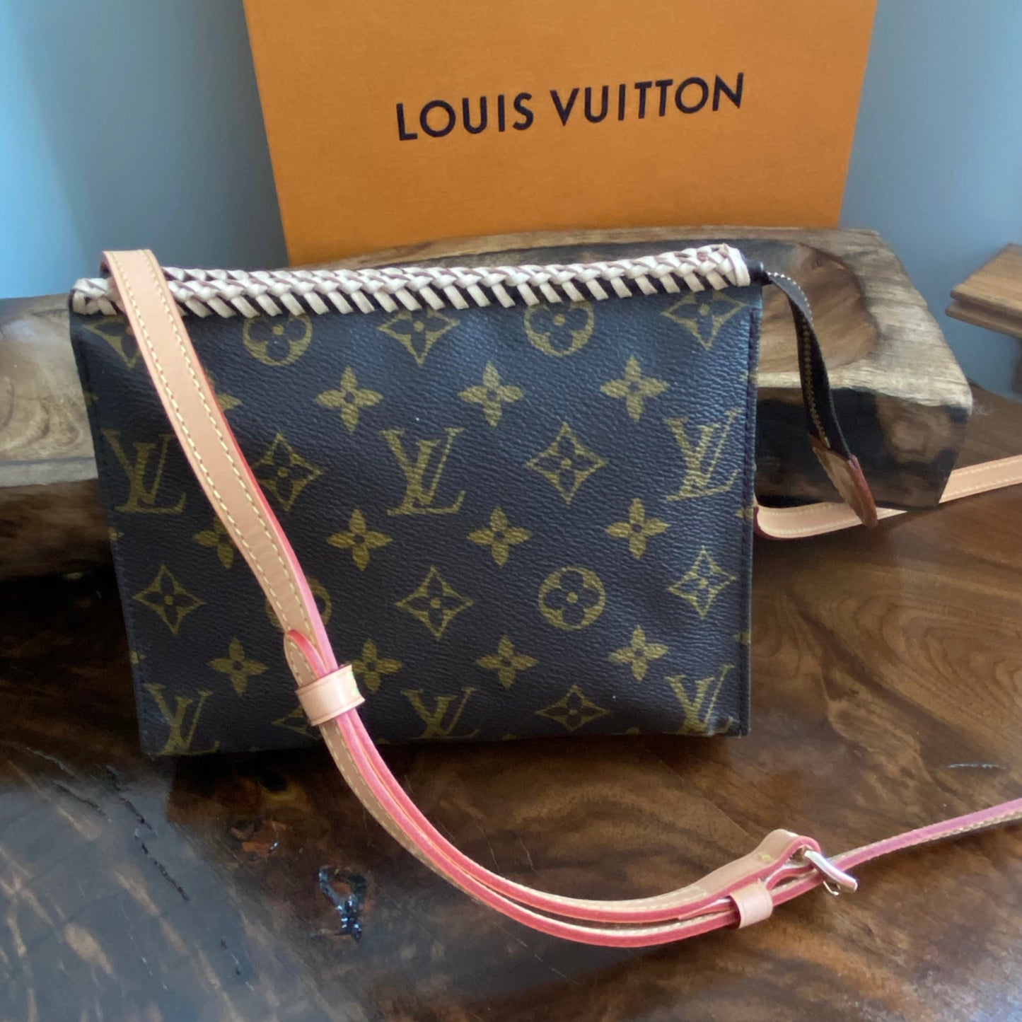The Cygnet Crossbody -Orvis bags Monogram in Vachetta