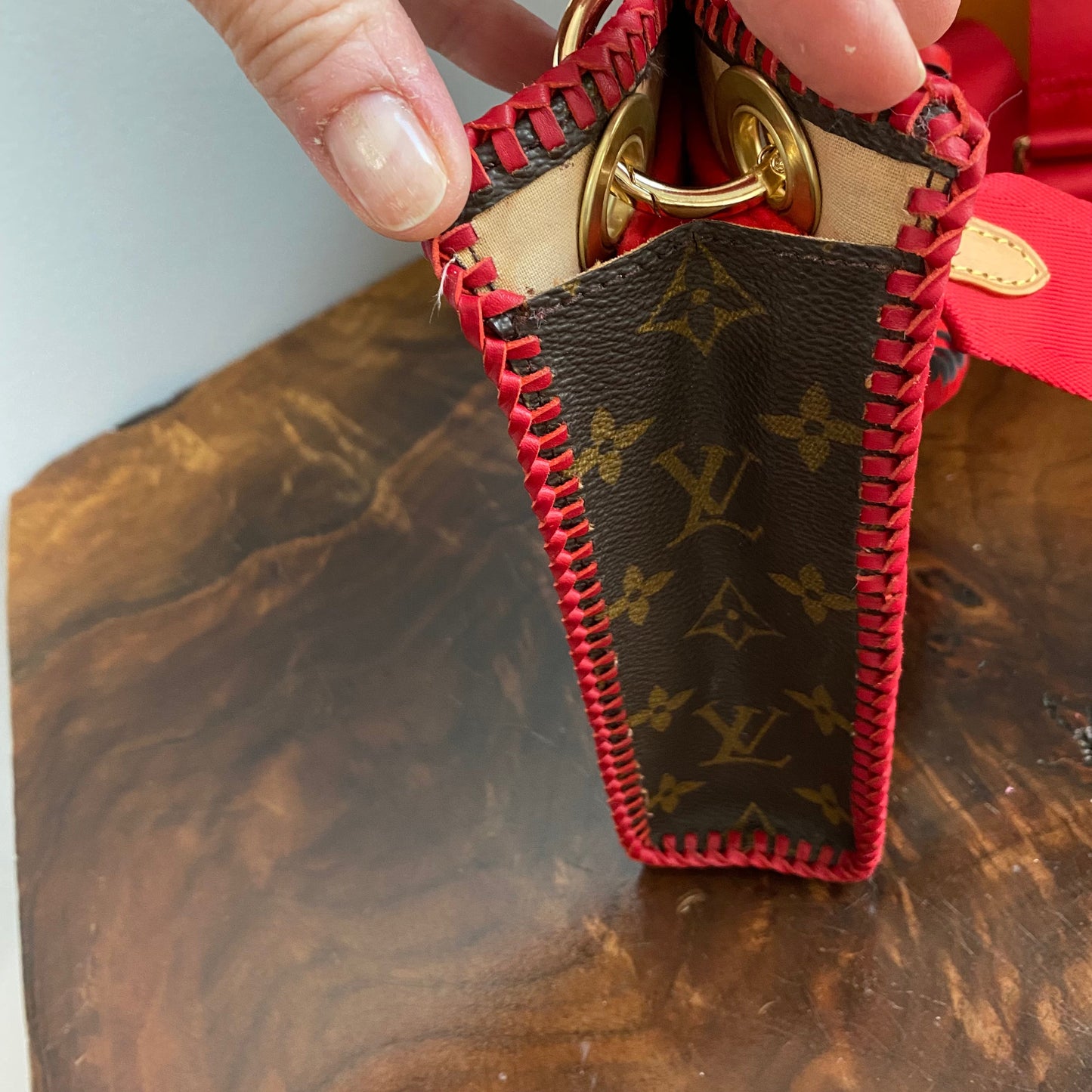 The Swan Crossbody -Orvis bags Monogram in Red