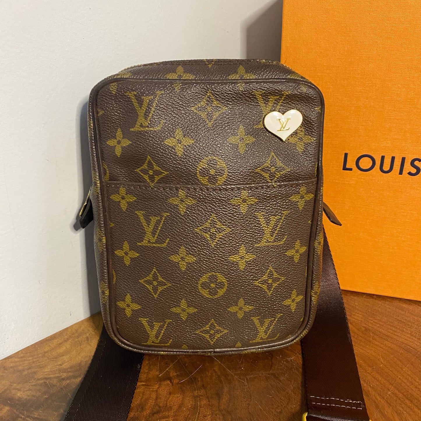 The Junco Crossbody -Orvis bags Monogram in Brown
