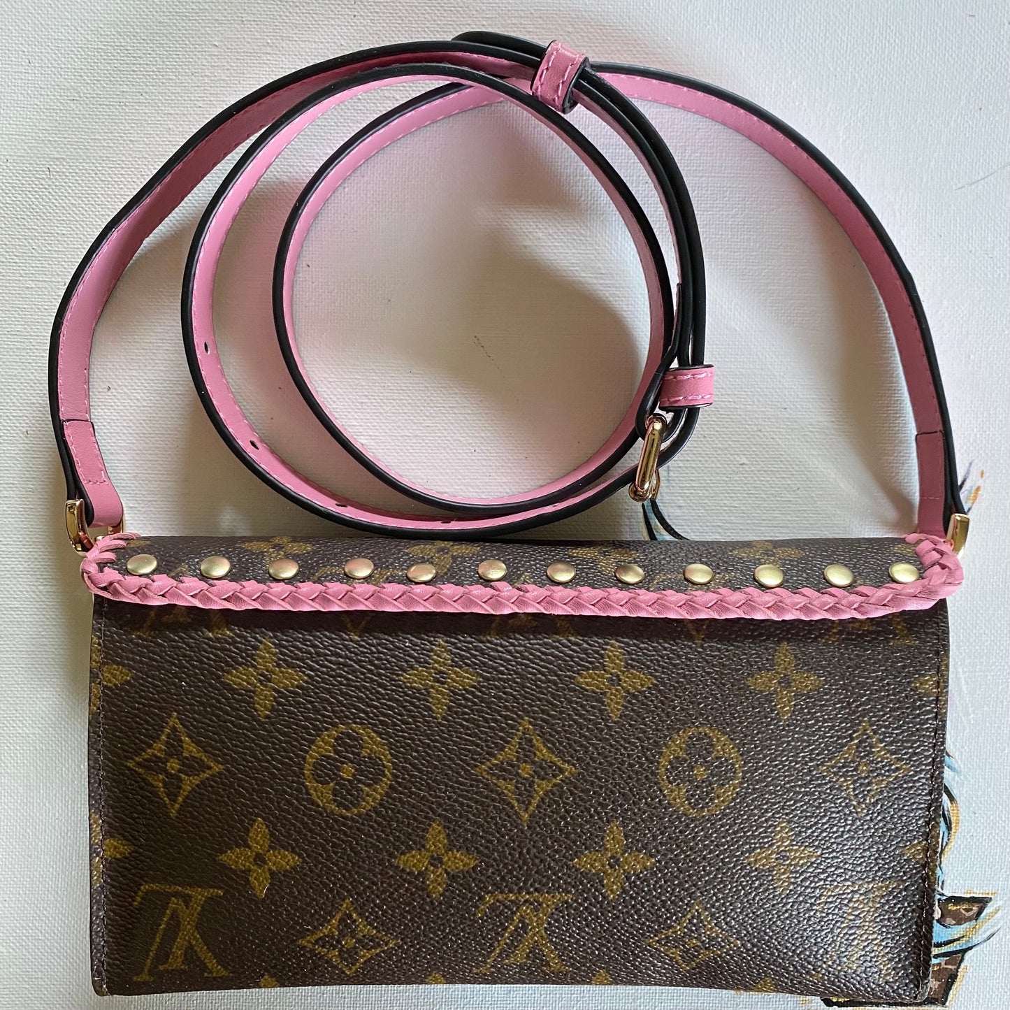 The Junco -Orvis bags Monogram in Pink Crossbody Bag