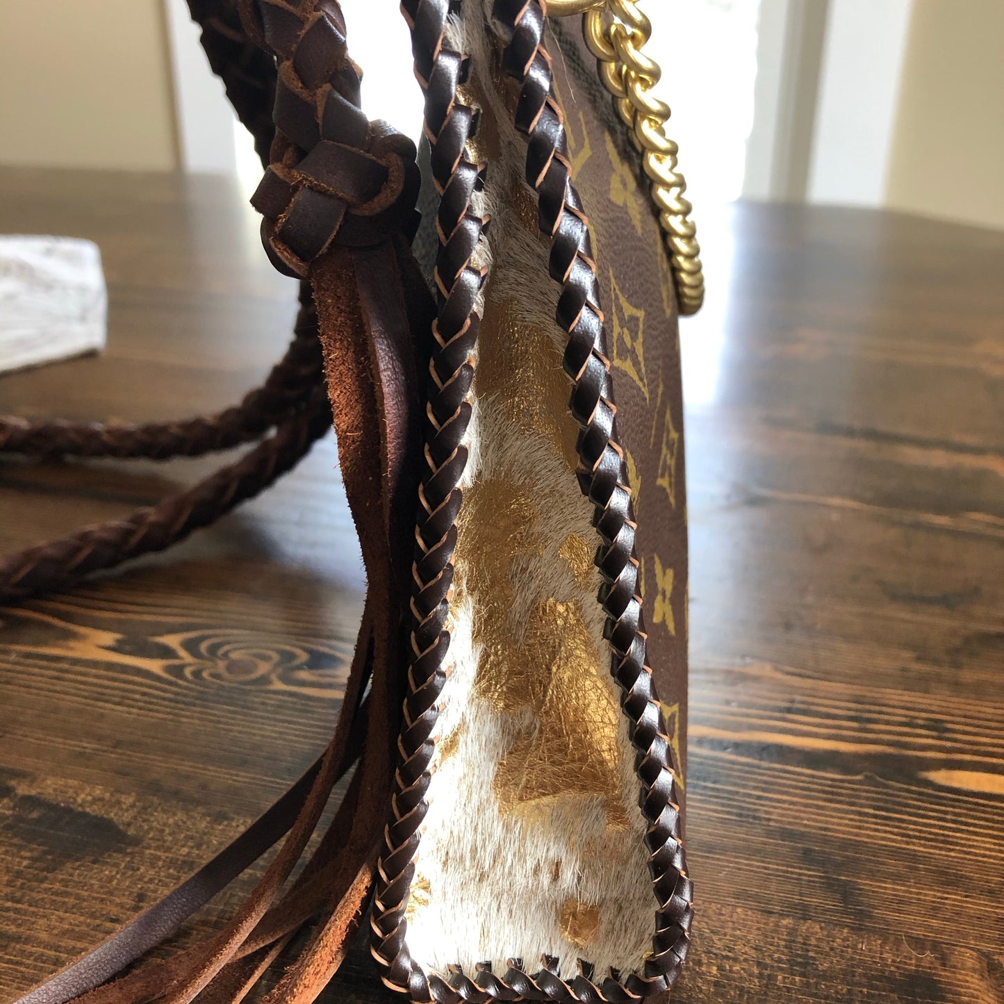 The Swan -Orvis bags Monogram Golden Crossbody