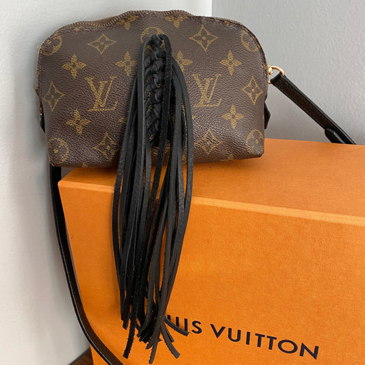The Junco Crossbody -Orvis bags Monogram in Black Fringe