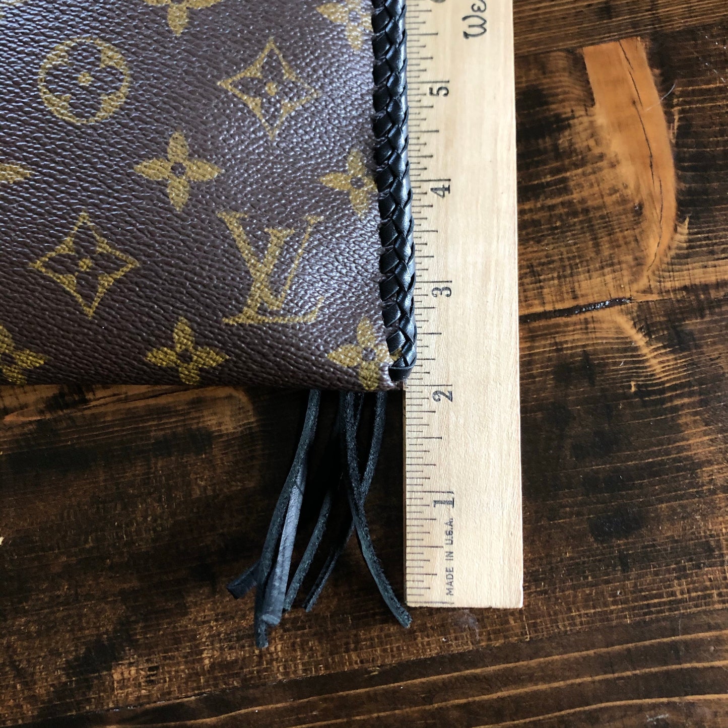 The Nuthatch -Orvis bags Monogram Black Crossbody
