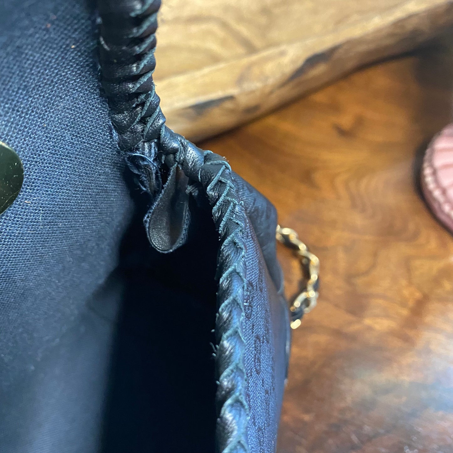 The Crane -Orvis bags Black Micro GG Shoulder/Crossbody Bag