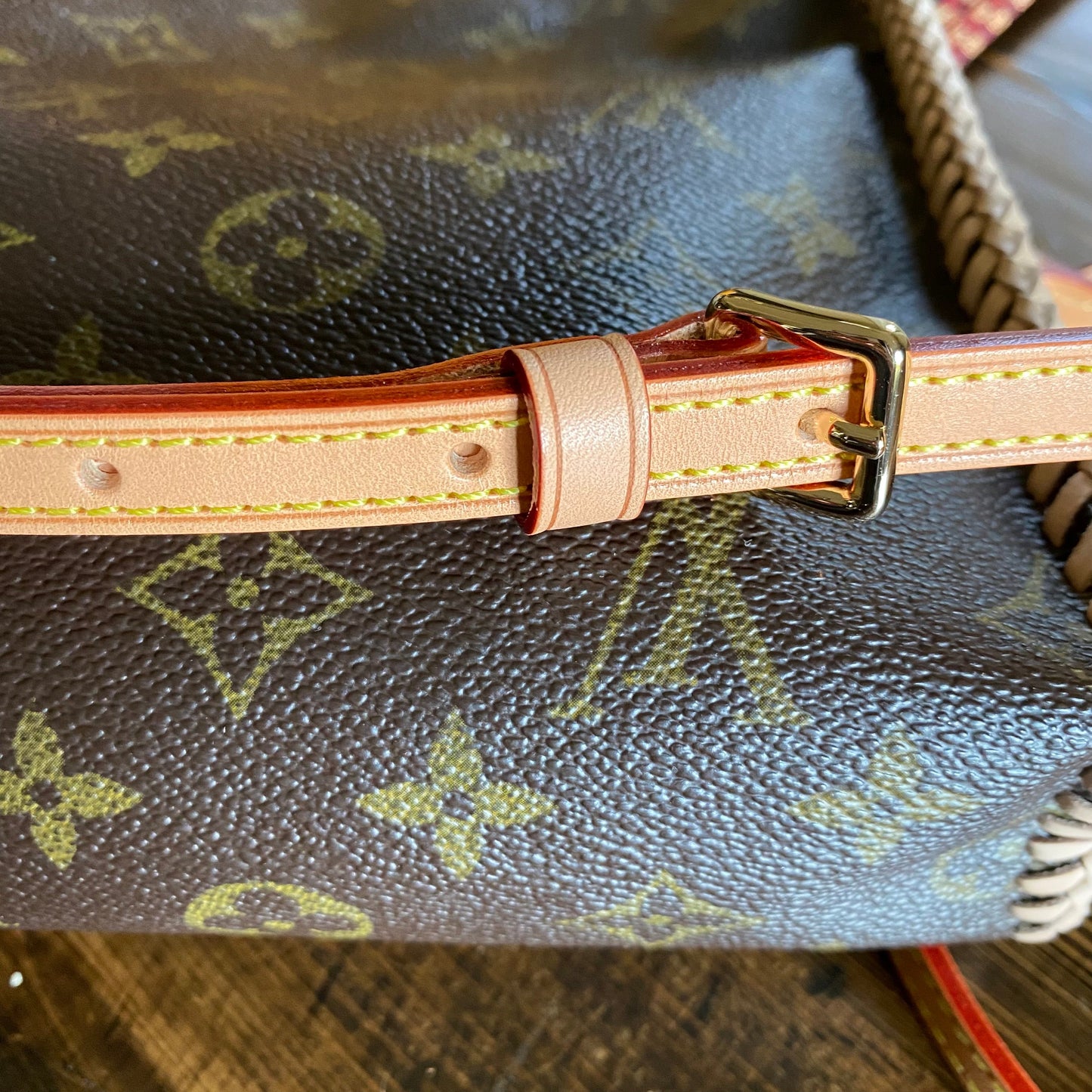 The Swan -Orvis bags Monogram in Vachetta Crossbody