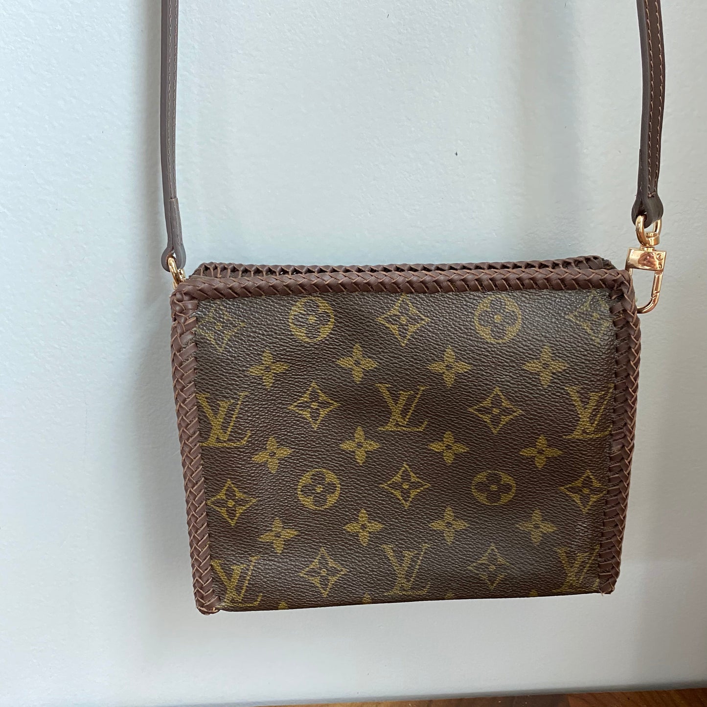 The Cygnet Crossbody -Orvis bags Monogram in Brown