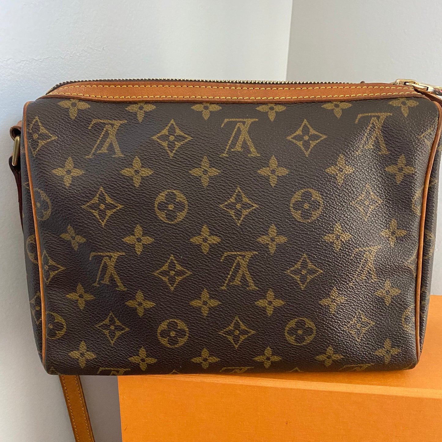 The Partridge Crossbody Bag -Orvis bags Monogram in Tan Fringe
