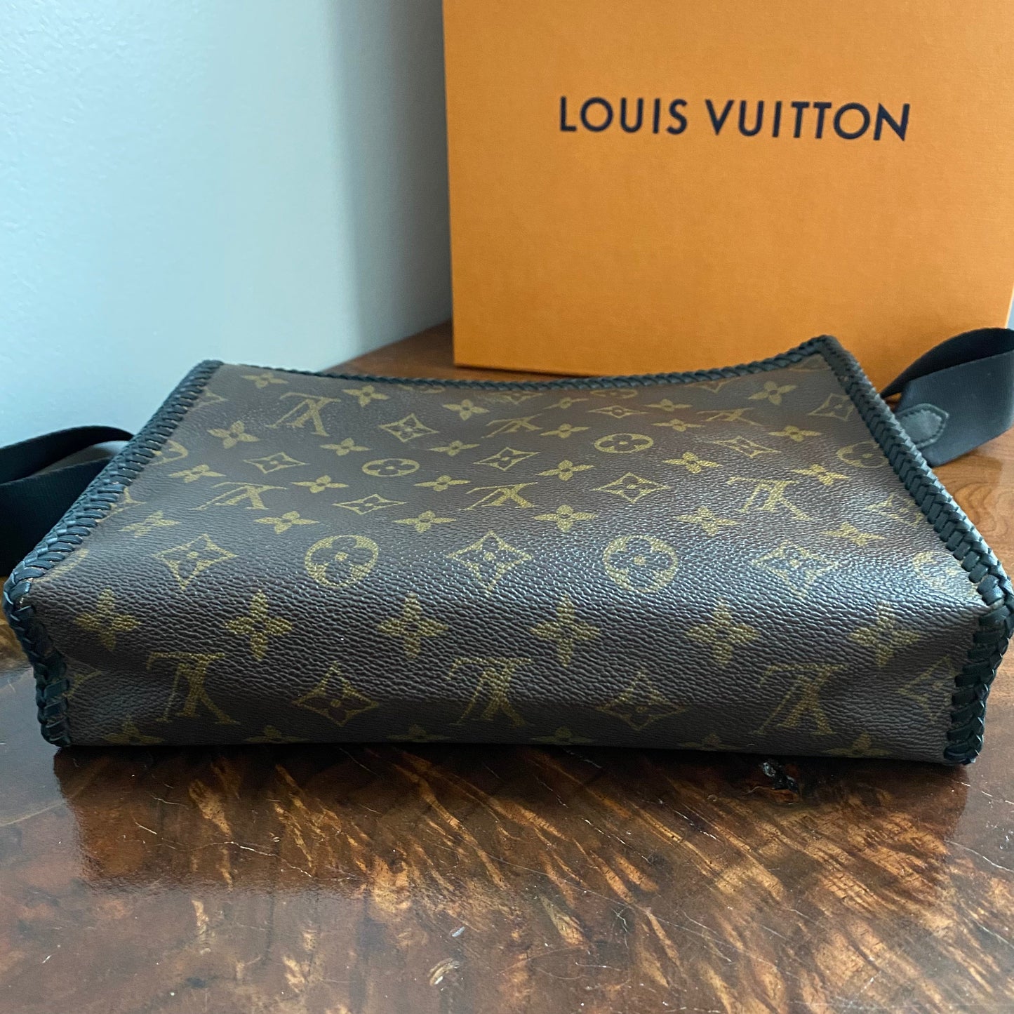 The Swan Crossbody -Orvis bags Monogram in Black with "LV-like" Charm