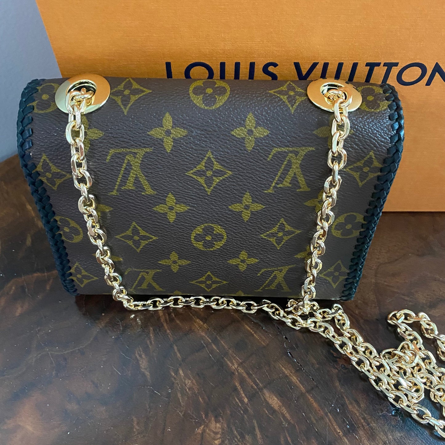 The Canvasback Shoulder/Crossbody Bag -Orvis bags Monogram in Black