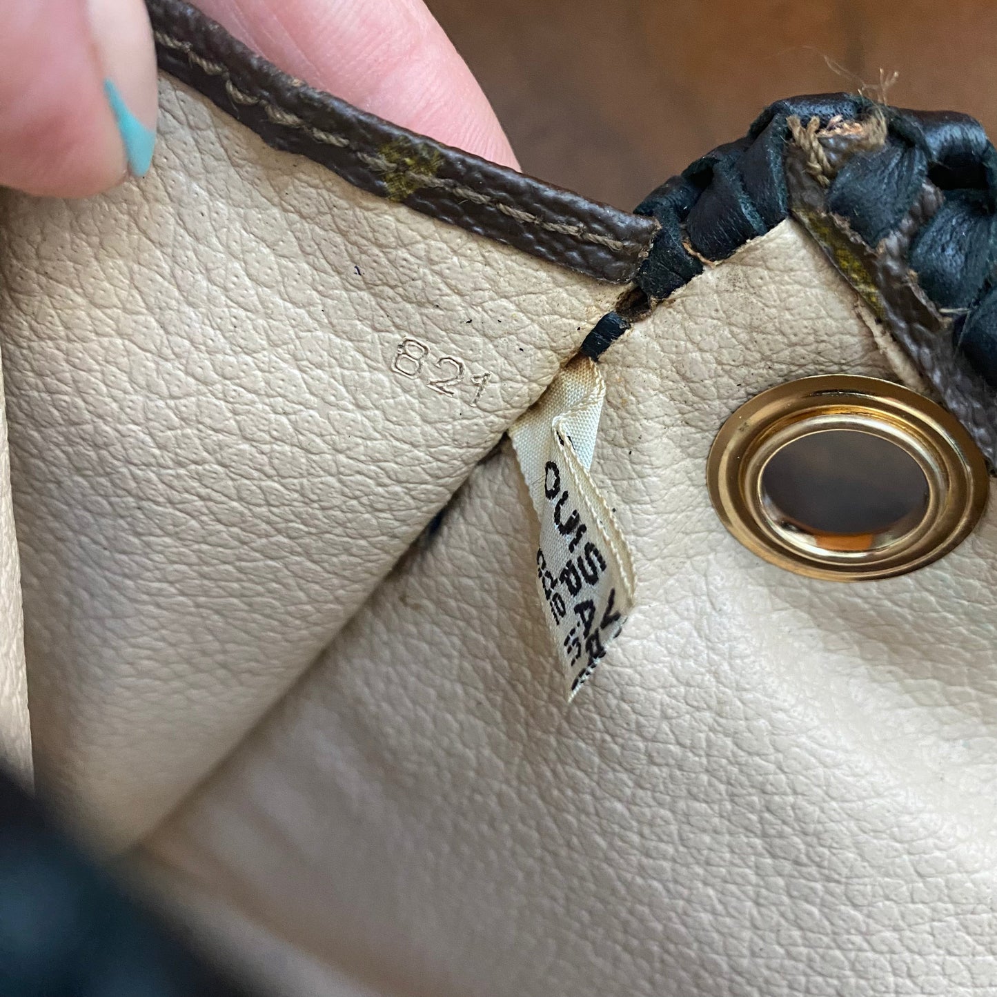 The Swan Crossbody -Orvis bags Monogram in Black