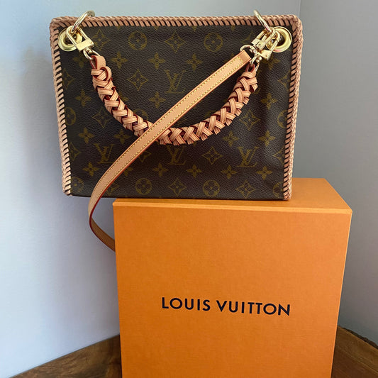 The Swan -Orvis bags Monogram in Vachetta Crossbody