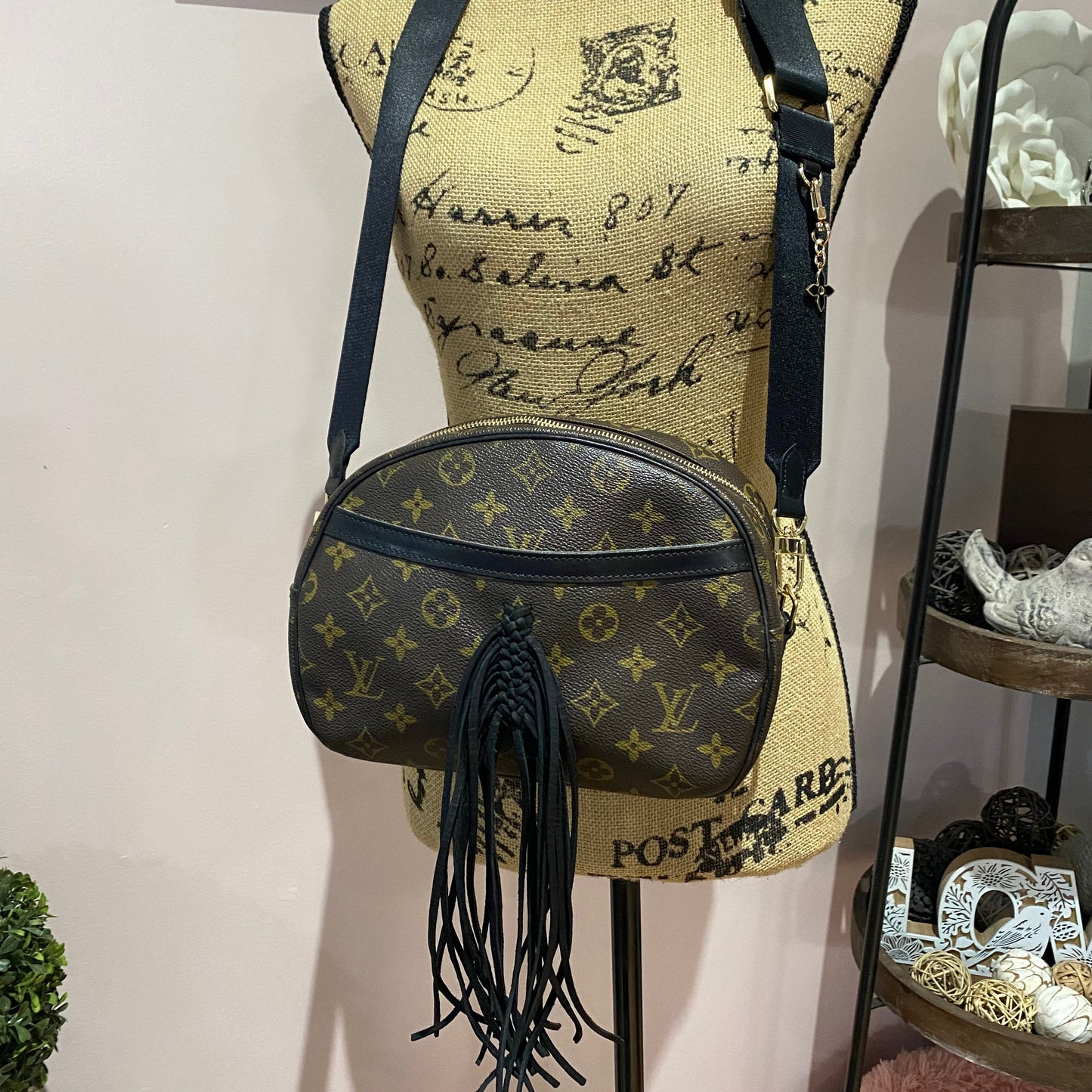 The Dove Crossbody -Orvis bags Monogram in Black