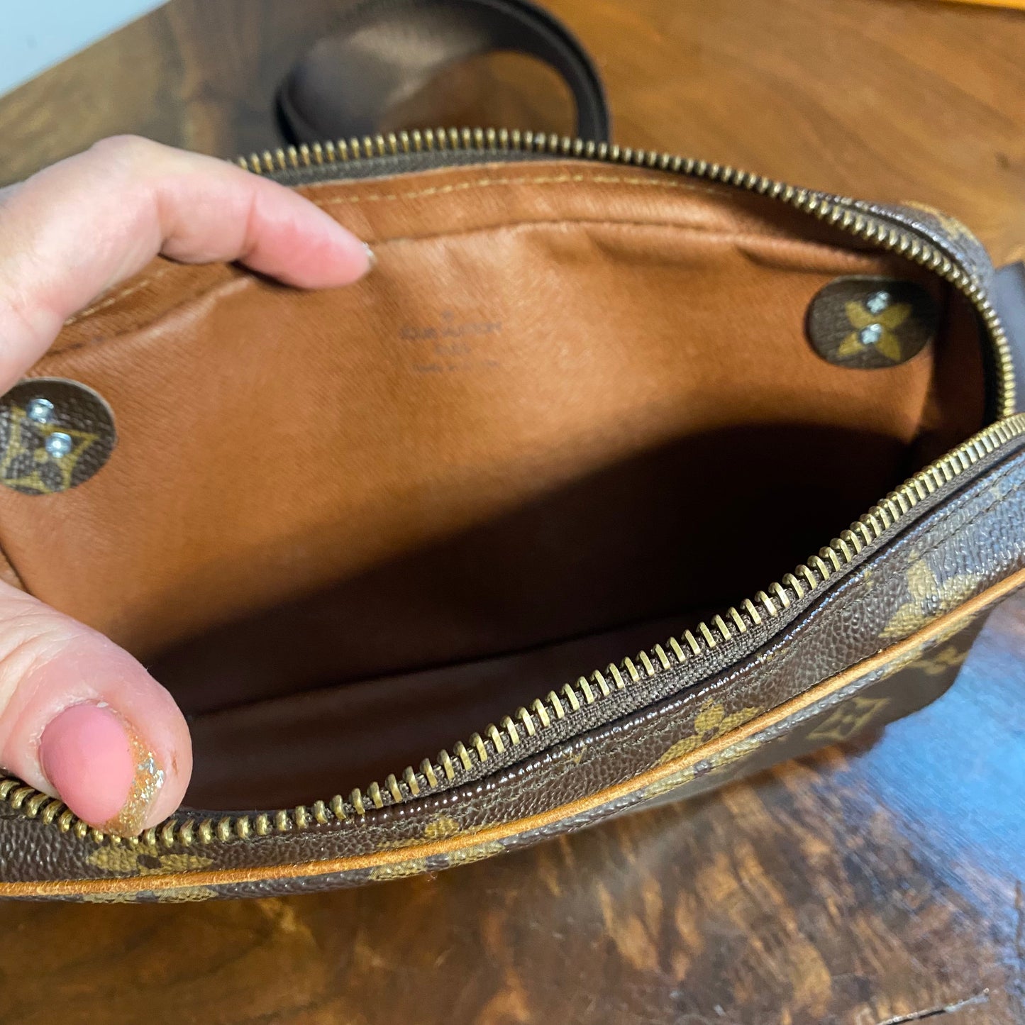 The Junco Crossbody -Orvis bags Monogram in Tan