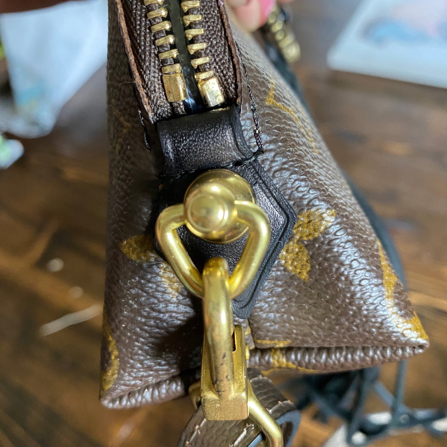 The Junco -Orvis bags Monogram in Black Crossbody Bag
