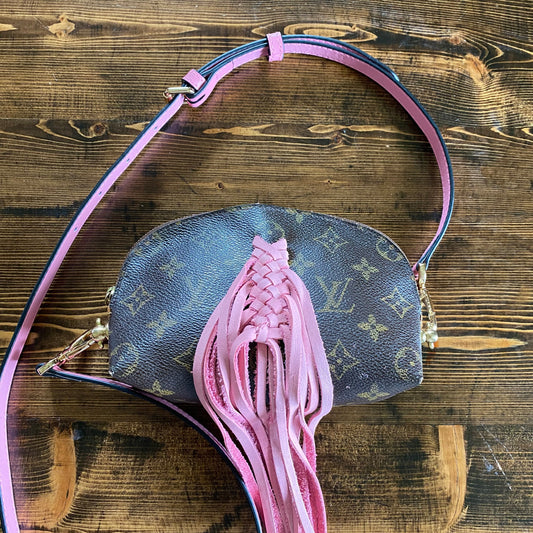 The Junco -Orvis bags Monogram in Pink Crossbody Bag