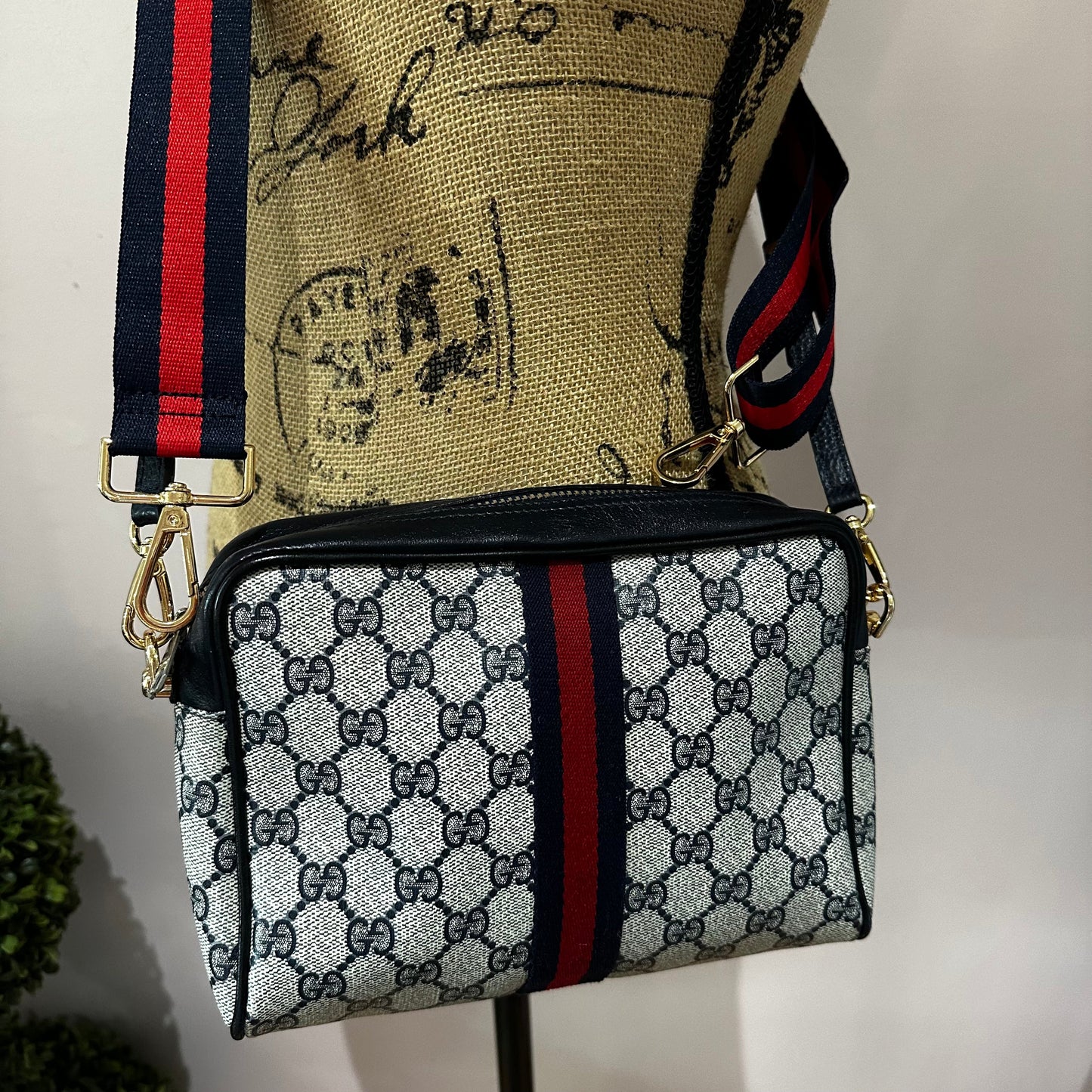 The Junco - NavyOrvis bags Gucci GG Crossbody