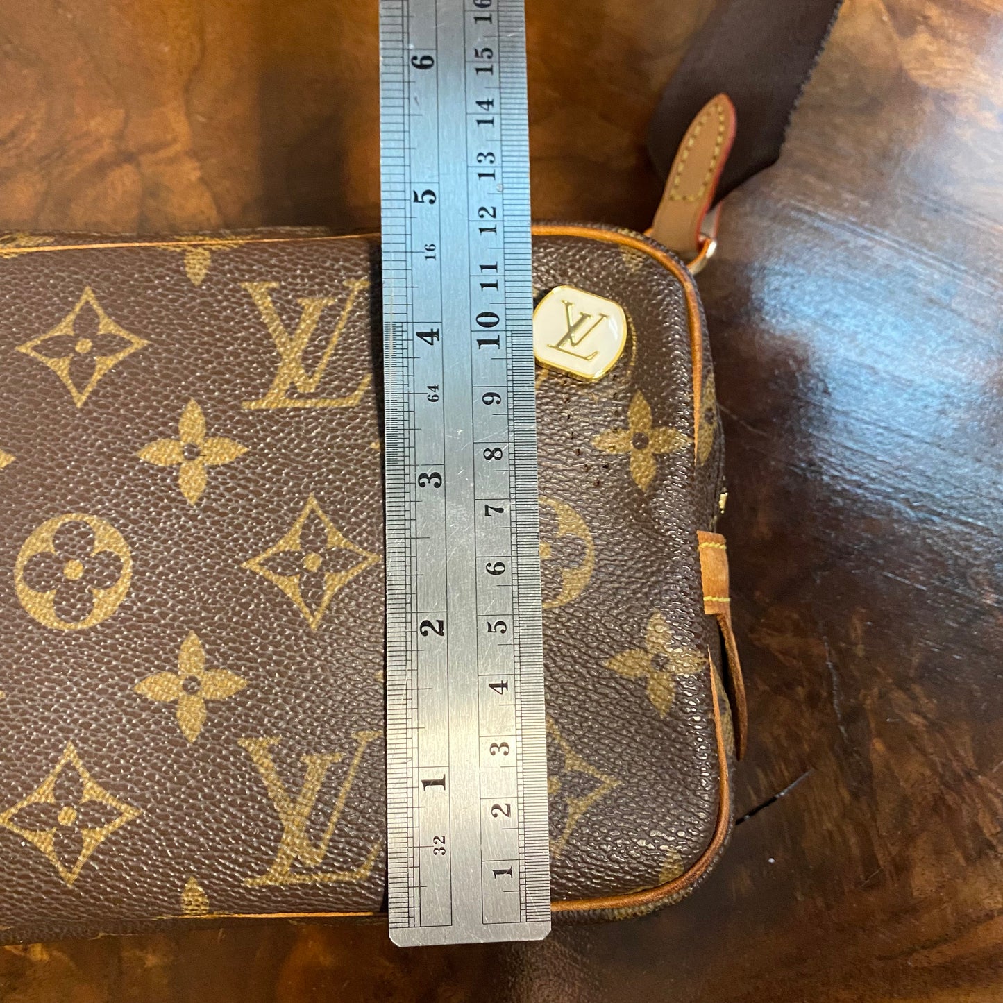 The Junco Crossbody -Orvis bags Monogram in Tan