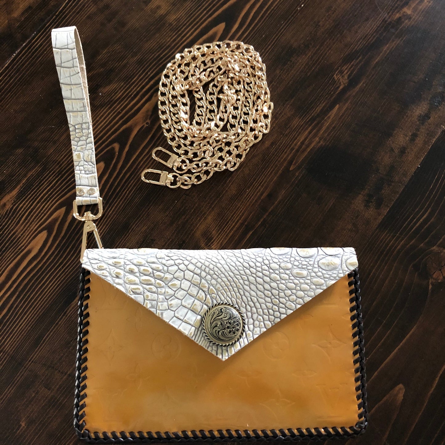 The Wren - Gold VernisOrvis bags Wristlet/Crossbody/Clutch Bag