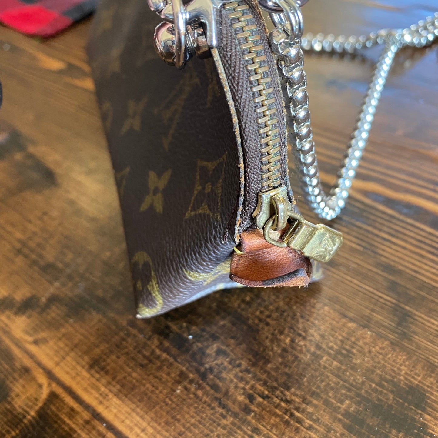 The Junco Crossbody Bag -Orvis bags Monogram with Heart
