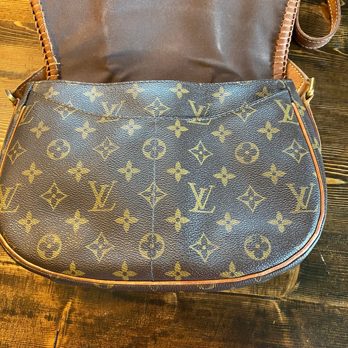 The Downy -Orvis bags Monogram Caramel Crossbody