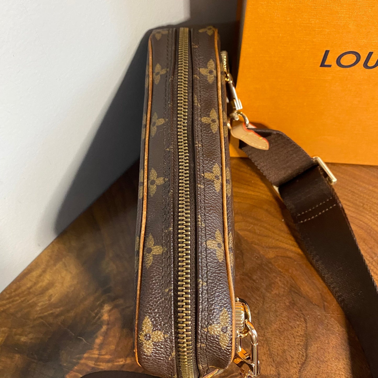The Junco Crossbody -Orvis bags Monogram in Tan