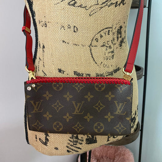 The Junco Crossbody -Orvis bags Monogram in Red