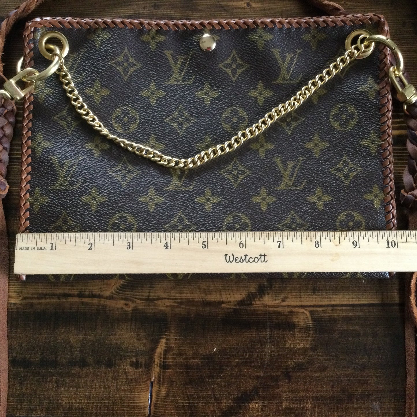 The Nuthatch -Orvis bags Monogram in Caramel Crossbody
