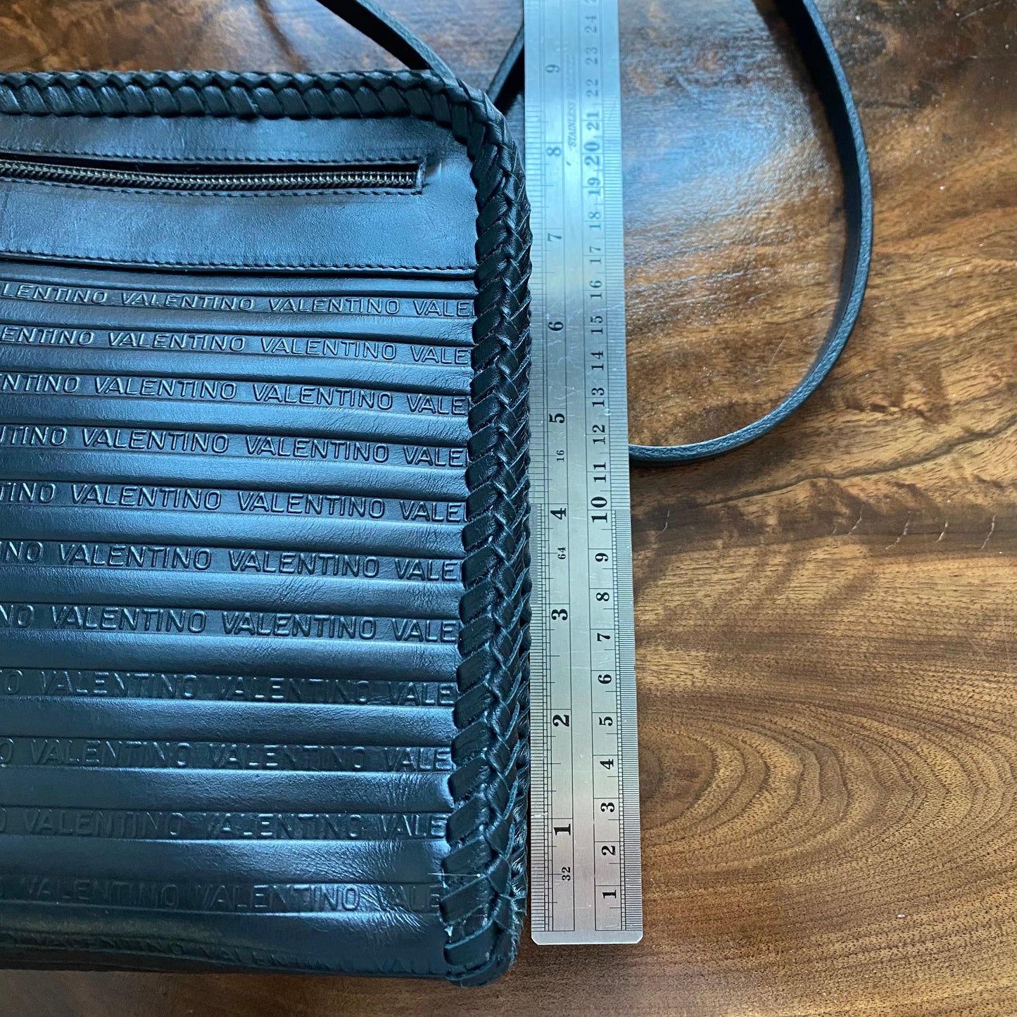 The Swan Crossbody -Orvis bags Valentino in Black
