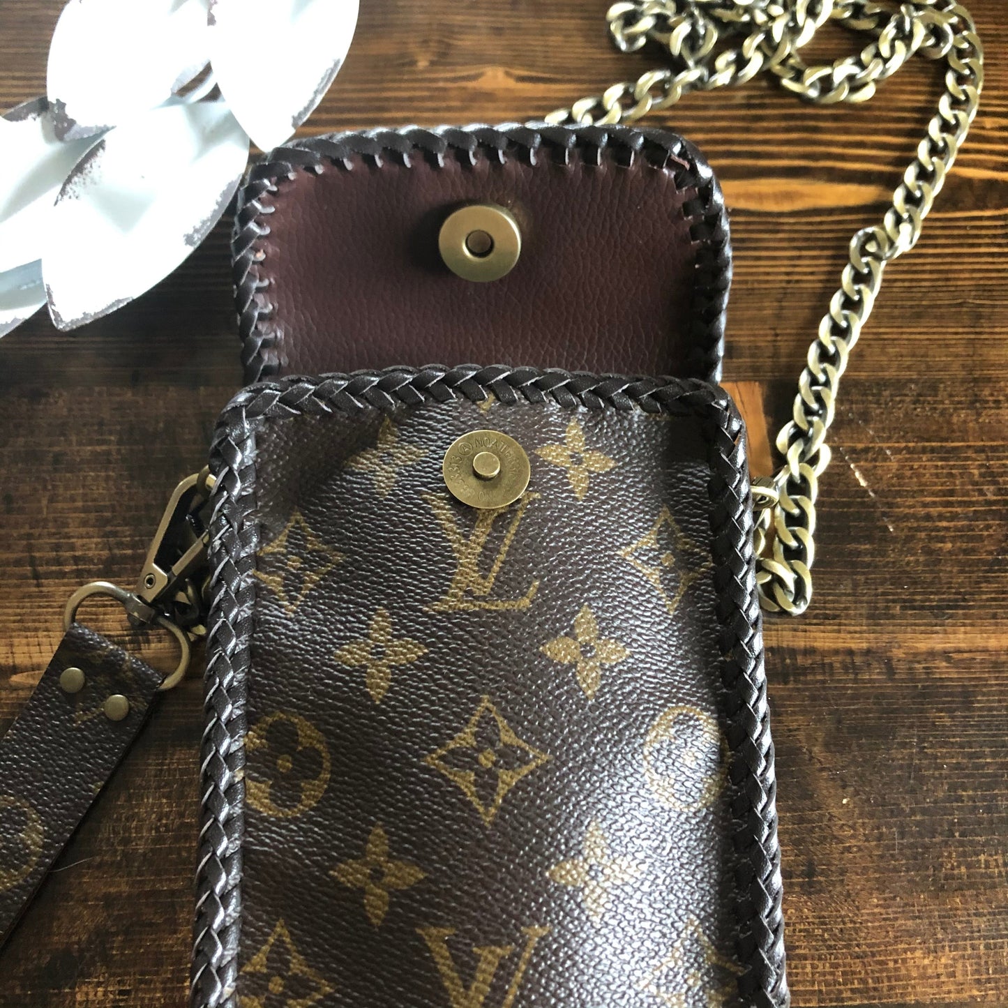 The HummingOrvis bags - Monogram Cell Phone Crossbody/Wristlet Bag