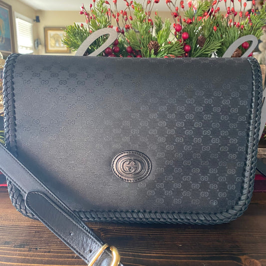 The Swift Crossbody -Orvis bags Micro GG in Black