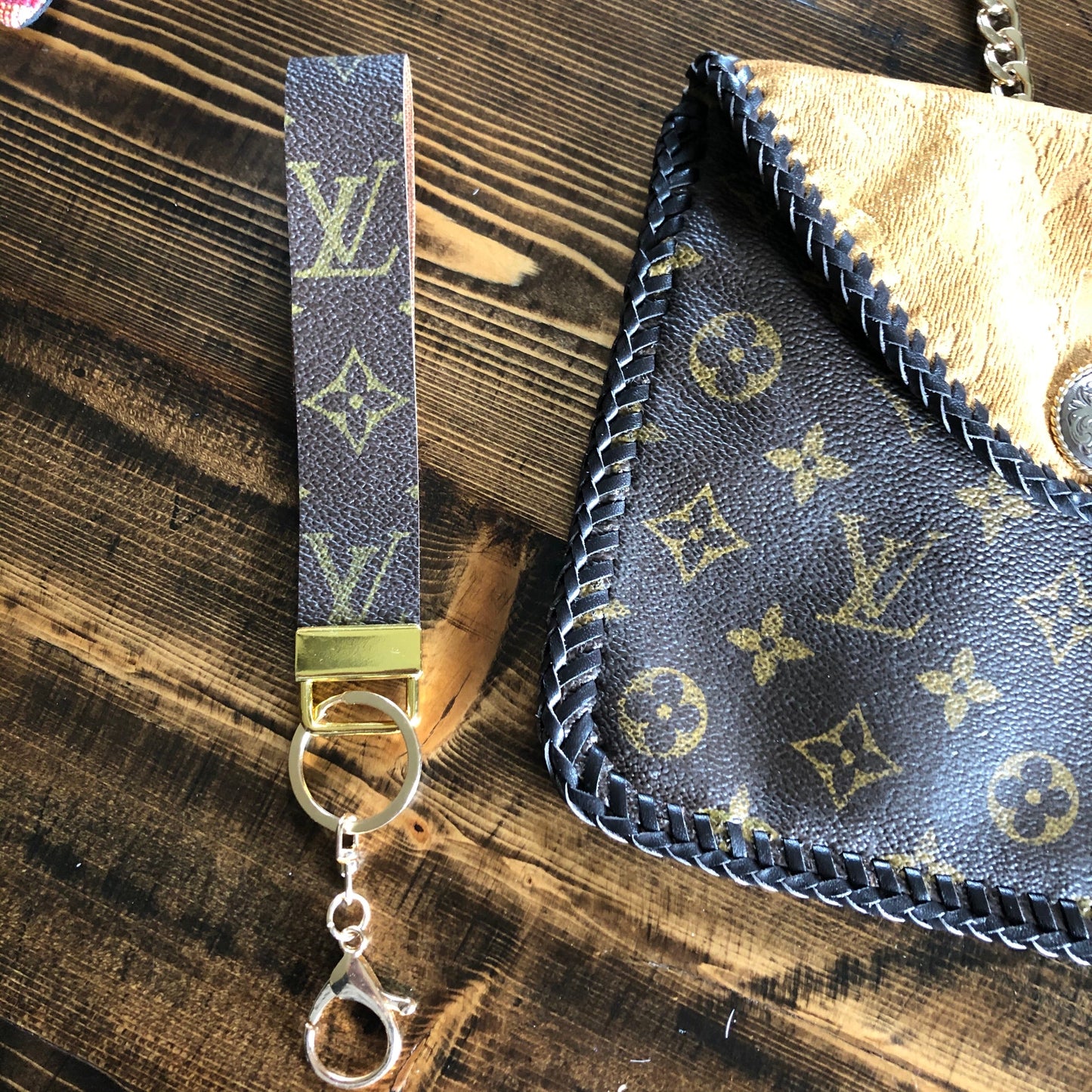 The Falcon with Back Pocket - GoldenOrvis bags Wristlet/Crossbody/Clutch