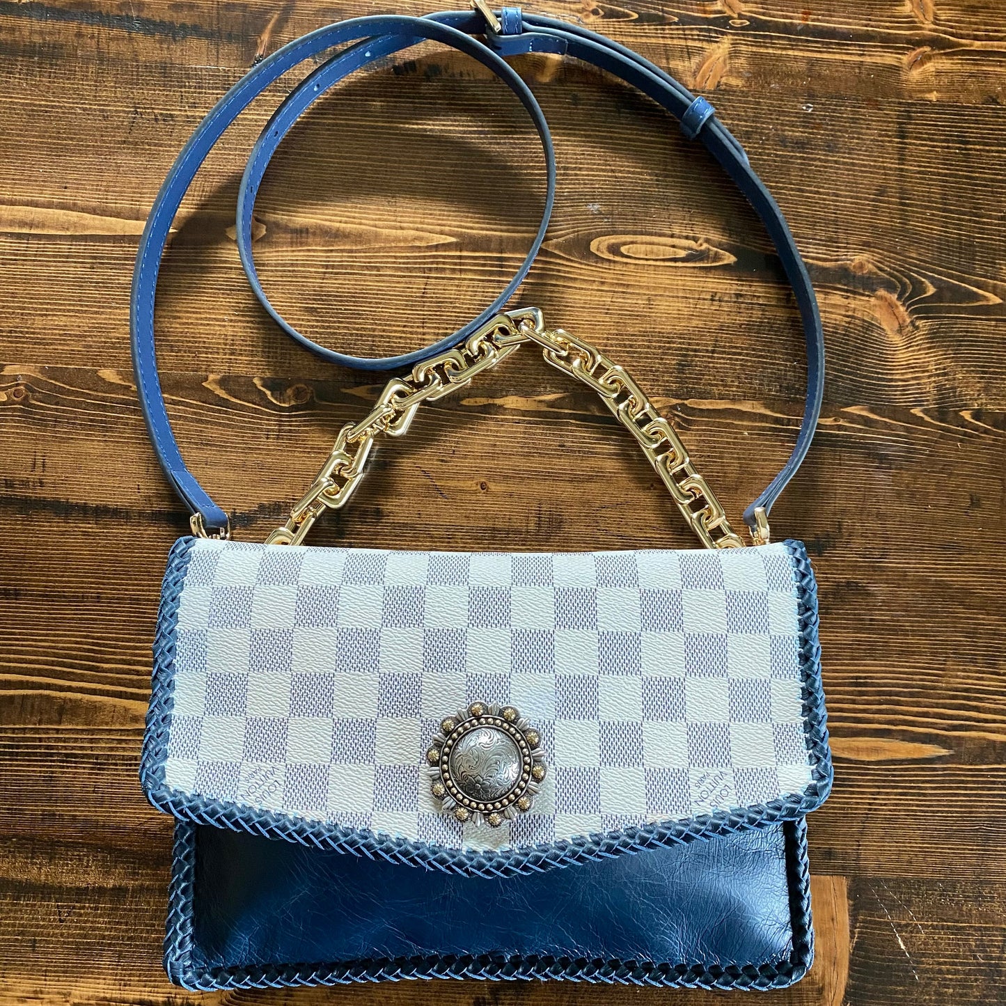 The Robin - Damier and BlueOrvis bags Crossbody Bag with Shorty Chain