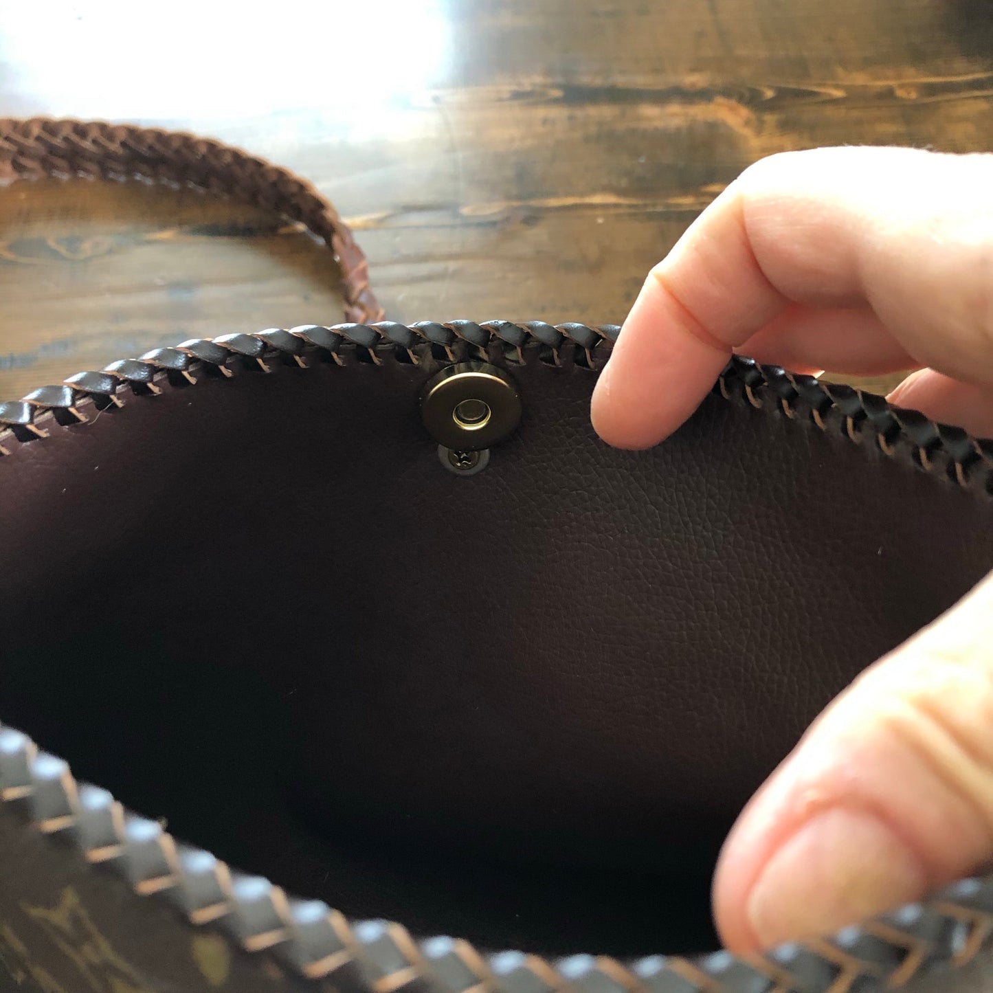 The Swan -Orvis bags Monogram Golden Crossbody