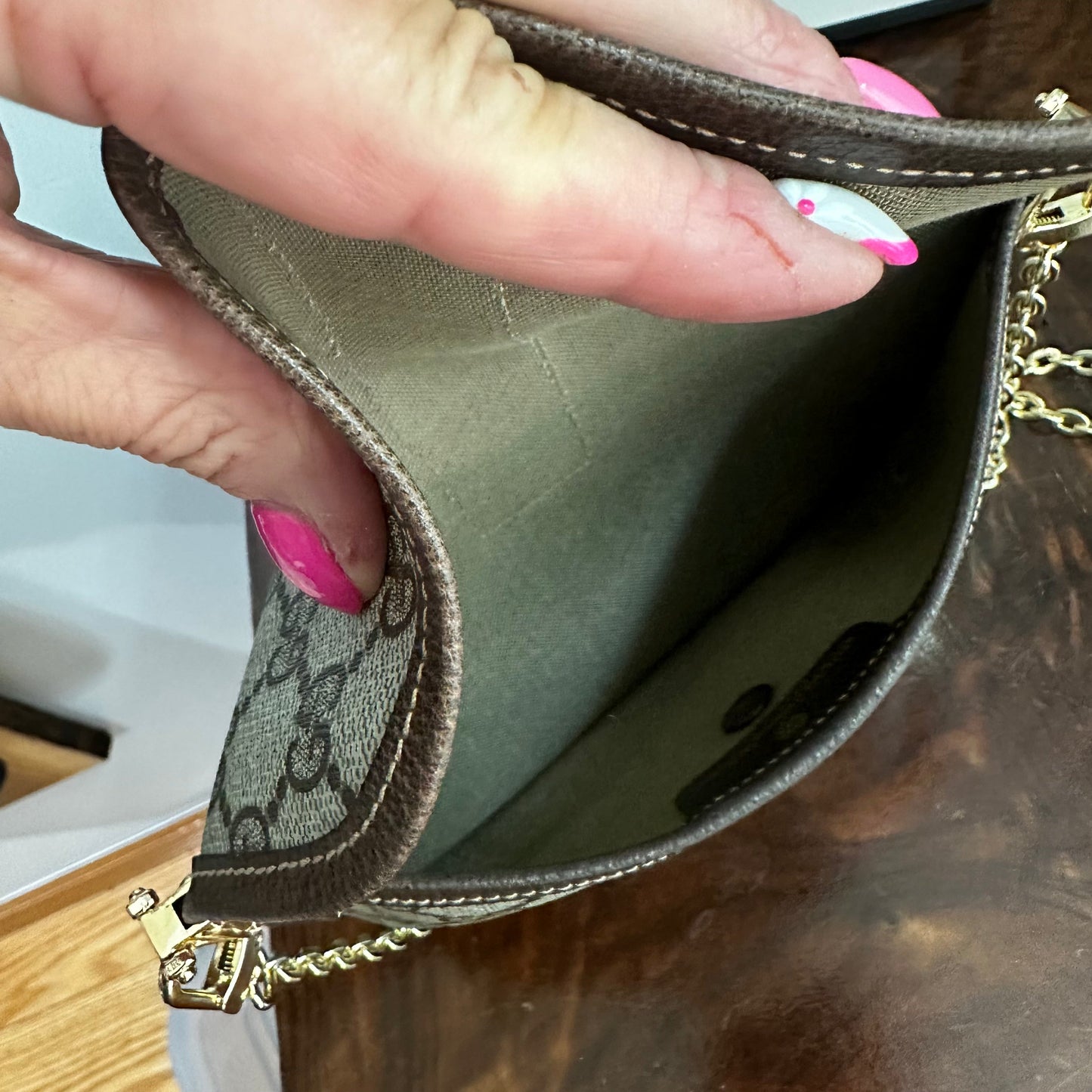 The Junco - BrownOrvis bags GG Crossbody