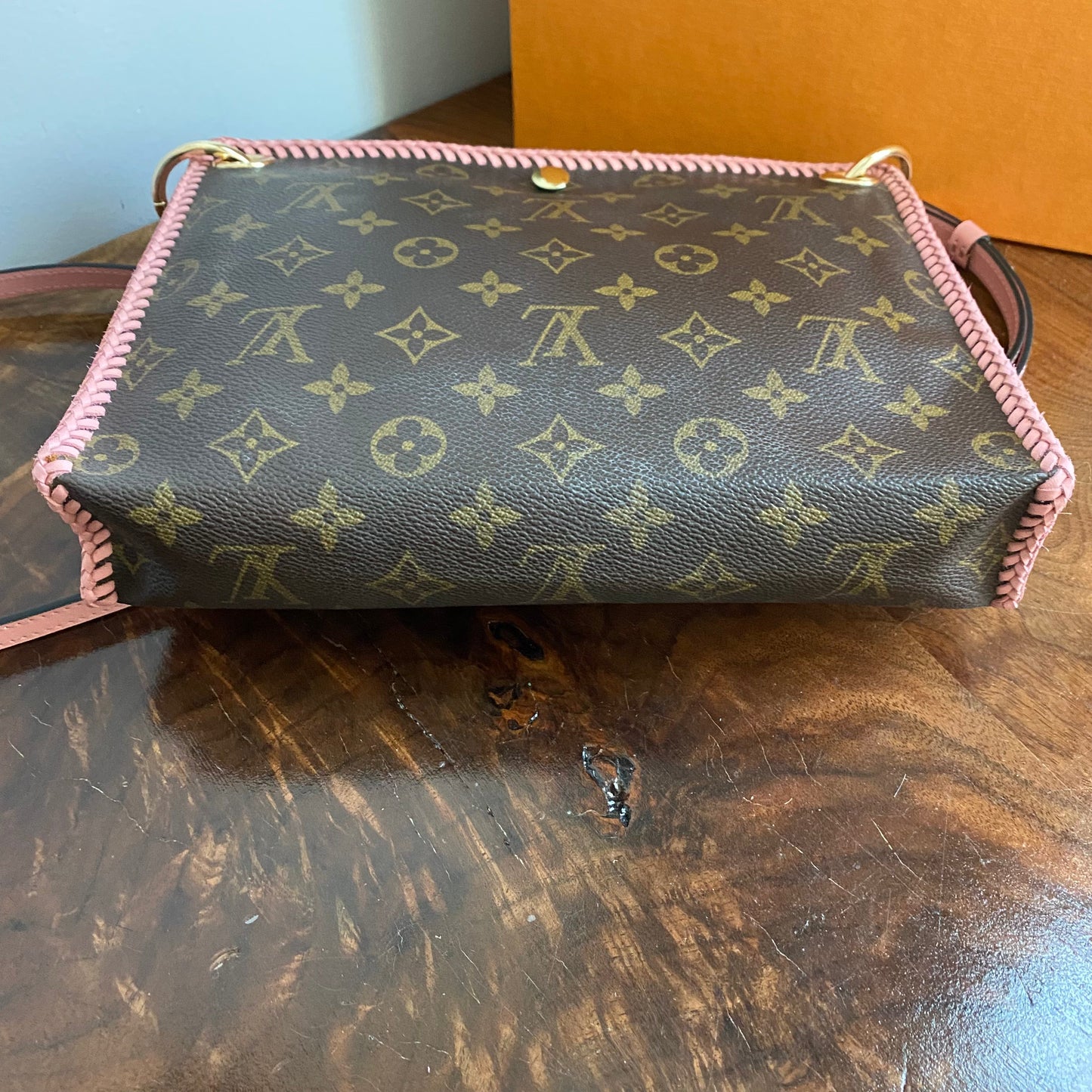 The Swan Crossbody -Orvis bags Monogram in Pale Pink