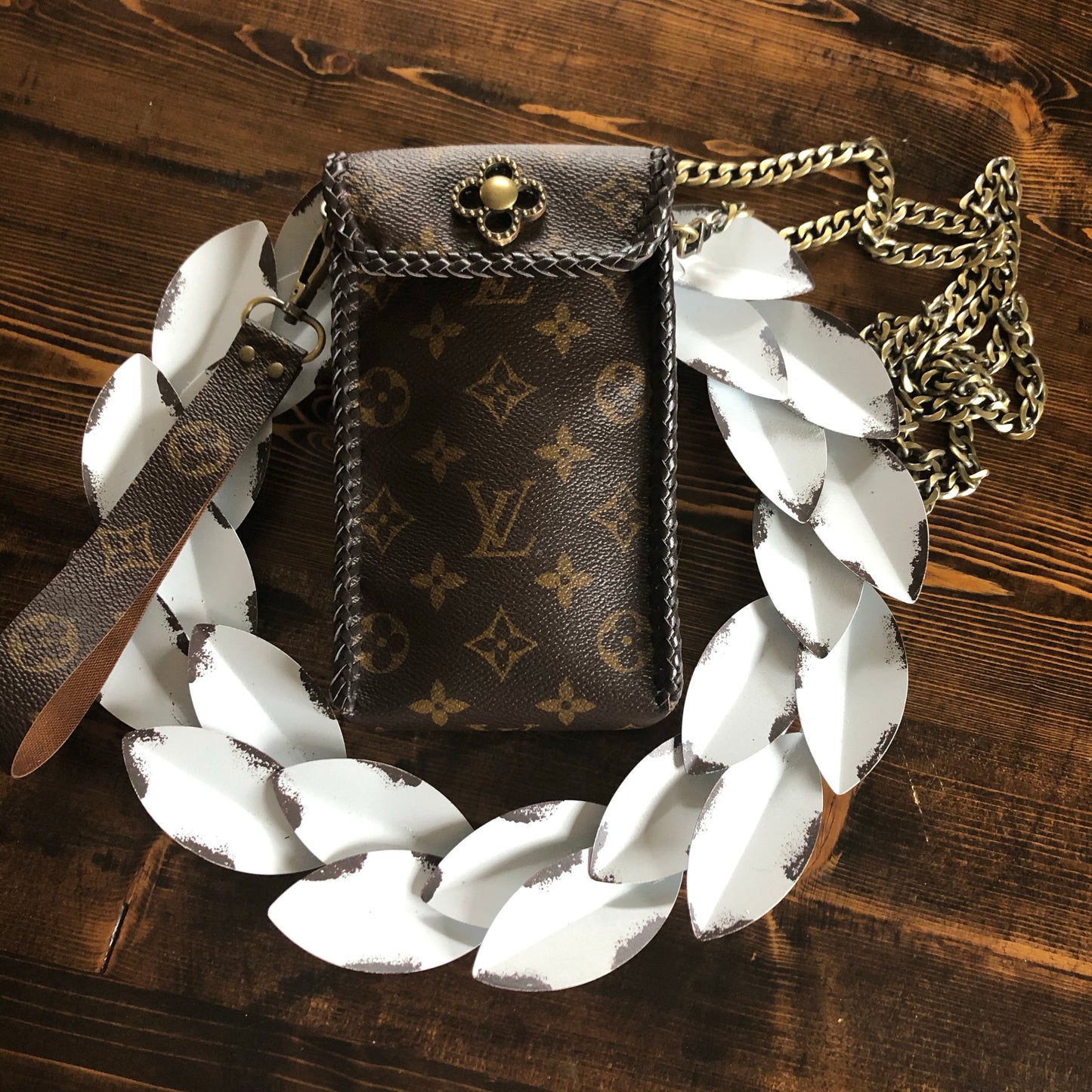 The HummingOrvis bags - Monogram Cell Phone Crossbody/Wristlet Bag