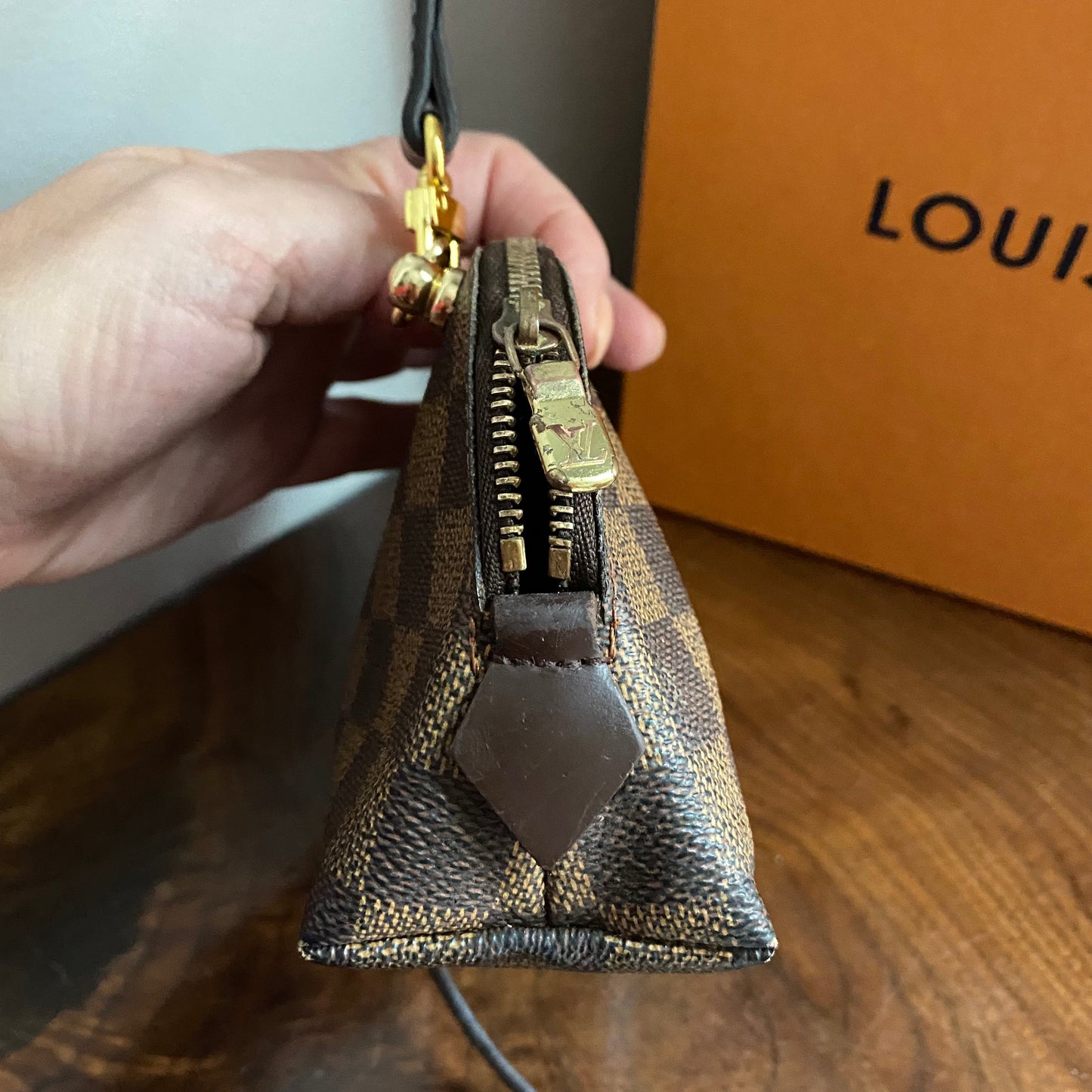 The Junco Crossbody Bag -Orvis bags Damier in Brown