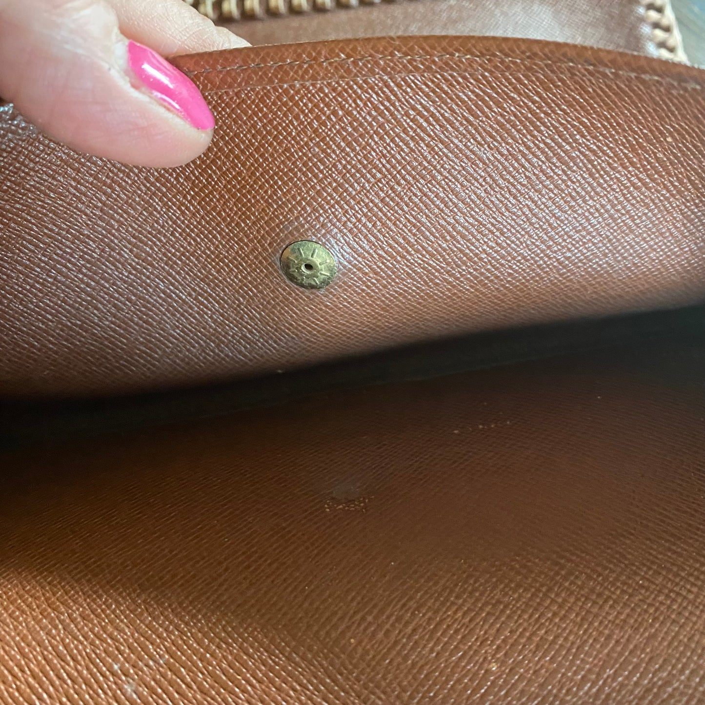 The Junco Wallet Crossbody -Orvis bags Monogram in Vachetta