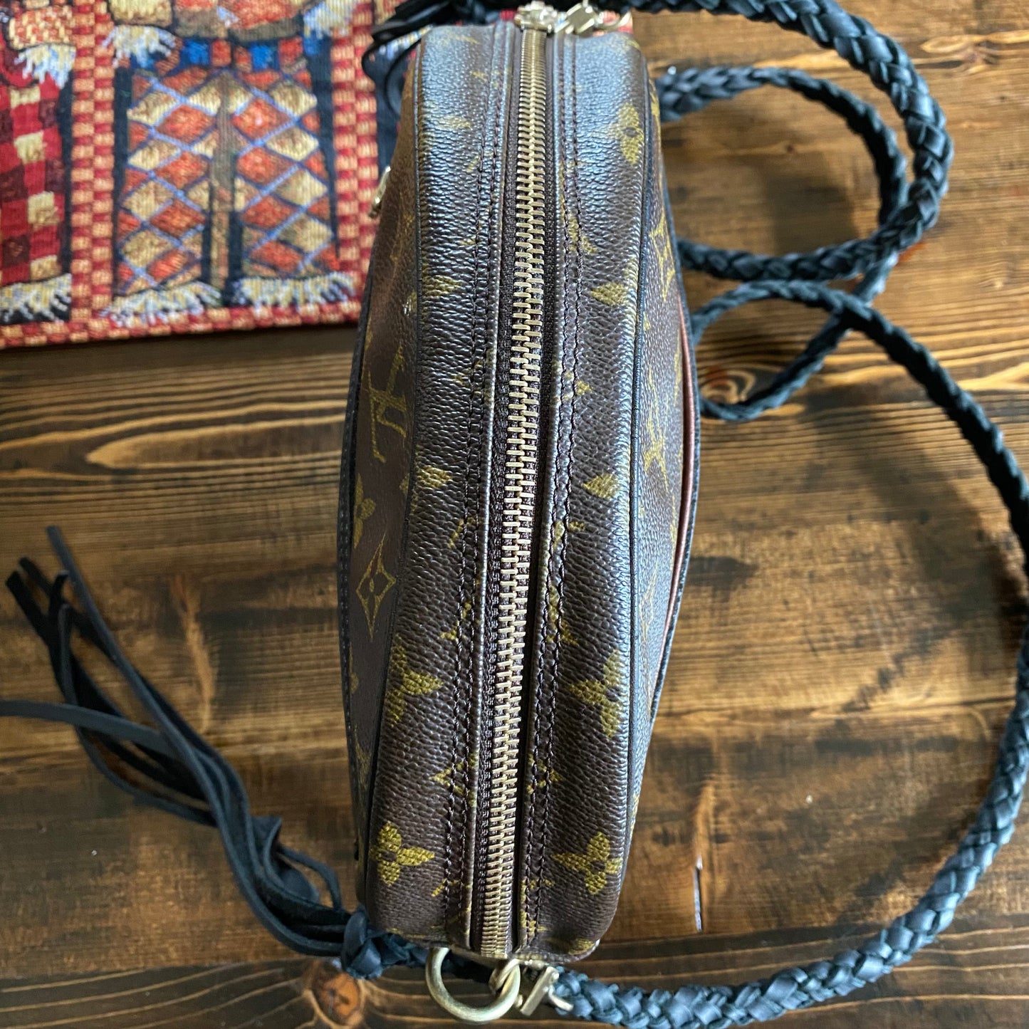 The Cockatiel -Orvis bags Monogram in Black Crossbody