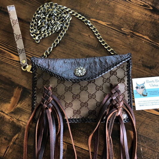 The Fringed Wren - BrownOrvis bags Wristlet/Crossbody/Clutch Bag