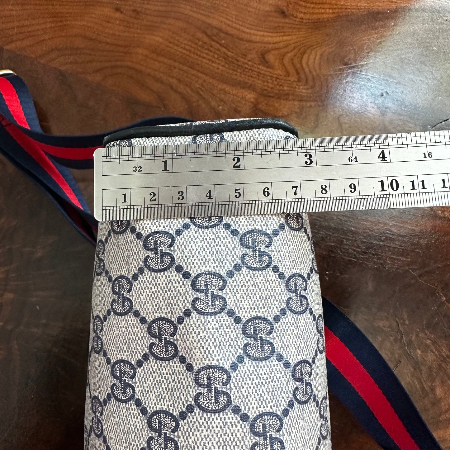 The Junco - NavyOrvis bags GG Shoulder/Crossbody Bag